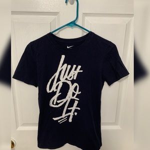 Nike T-shirt
